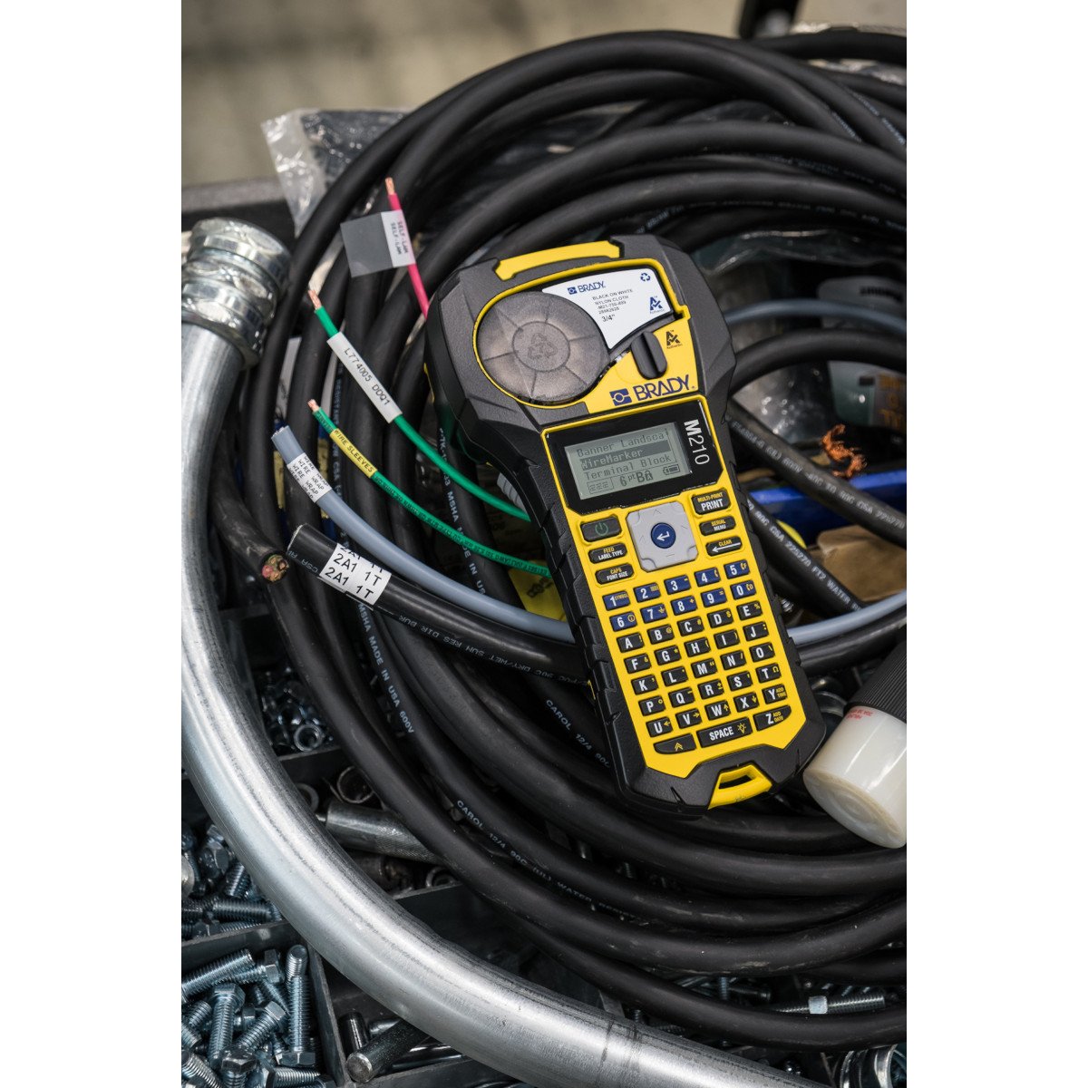 M210 draagbare labelprinterkit EU - Brady Part: M210-KIT EU | Brady ...
