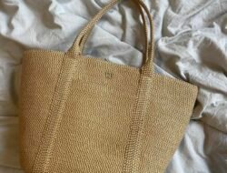 Eric Javits Bag A Perfect Blend Of Style And Function